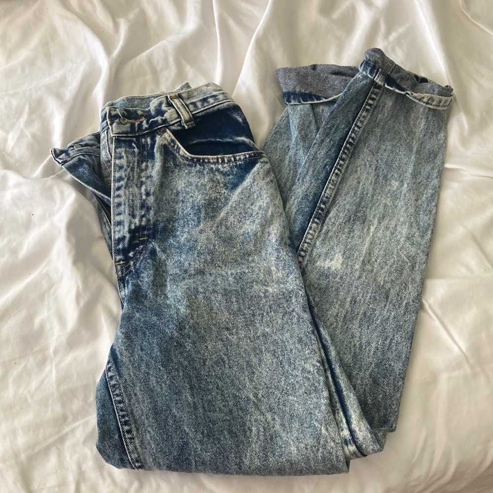 Vintage Retro high waist acid wash jeans 23